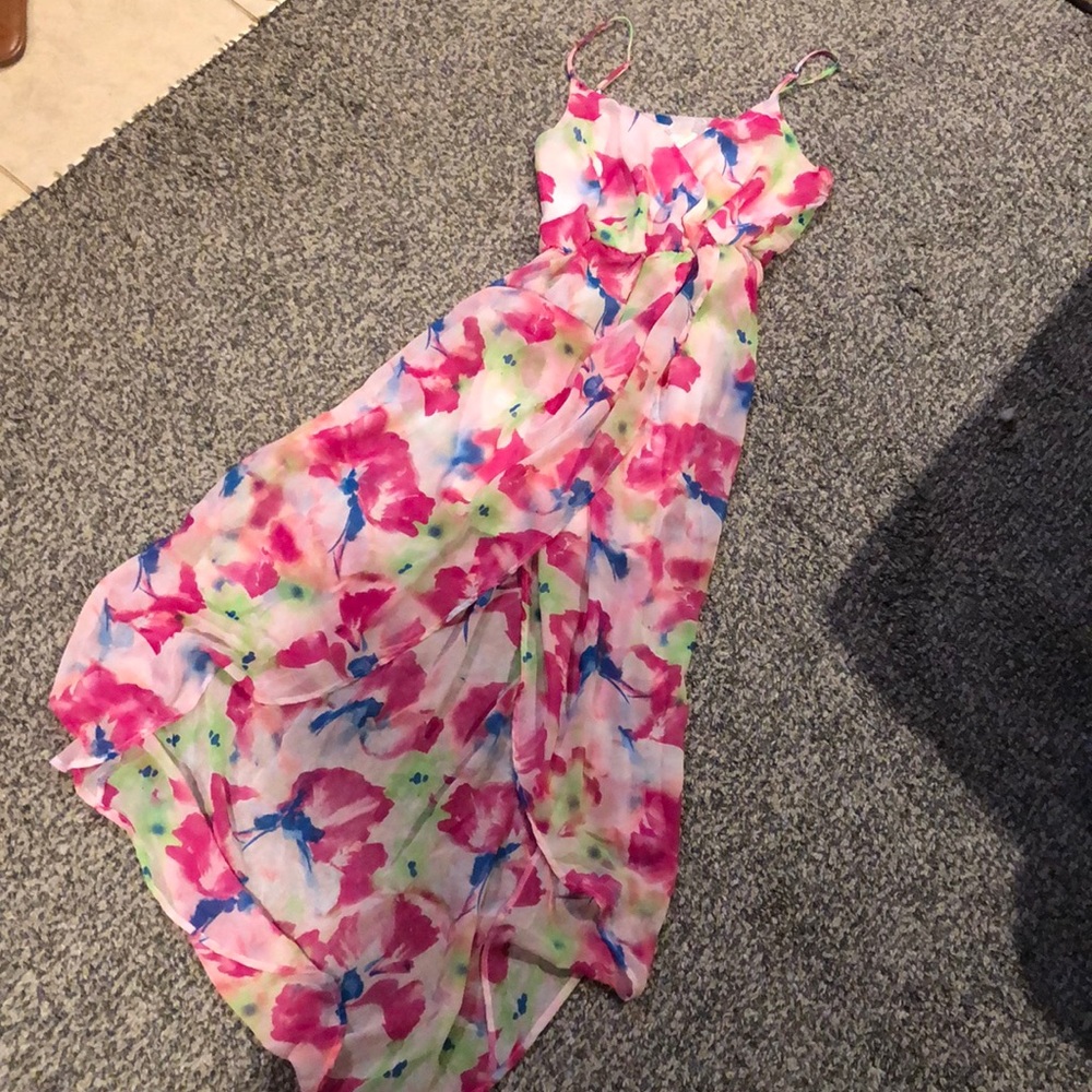 Women’s dress